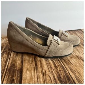 Unisa wedge shoes with metal buckle detail NWOT